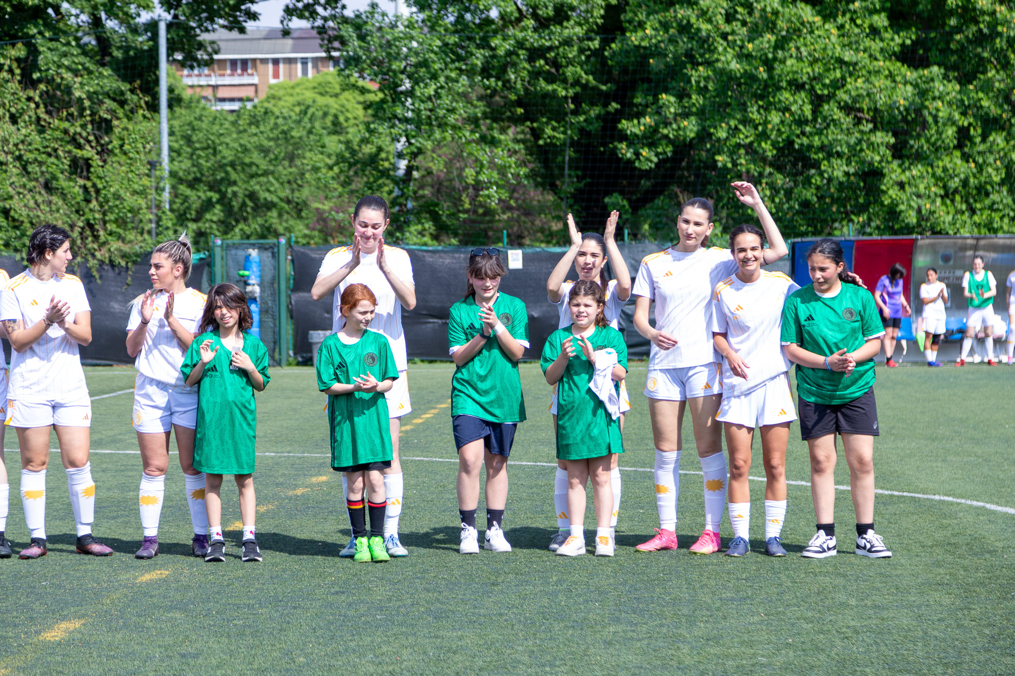 EVA Community e le giovani calciatrici di EVA Academy